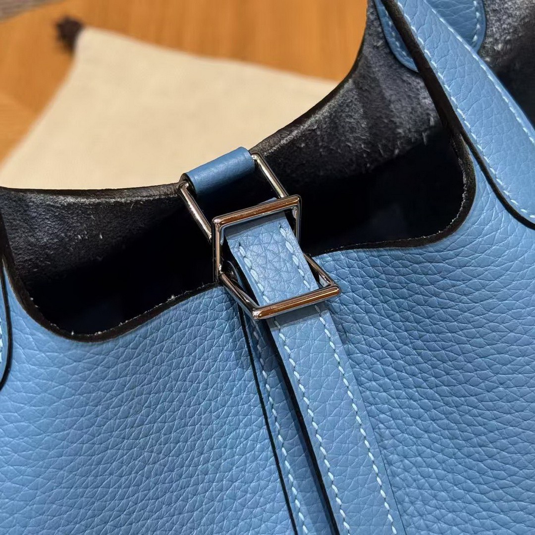 Hermes Picotin Lock 18 CM Bag Handmade In Taurillon Clemence Leather Silver Hardware 2T Blue Paradis - Image 8
