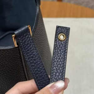 Hermes Picotin Lock 18 CM Bag Handmade In Taurillon Clemence Leather Gold Hardware 2z Blue Nuit - Image 4