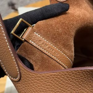Hermes Picotin Lock 18 CM Bag Handmade In Taurillon Clemence Leather Gold Hardware 37 Gold - Image 13
