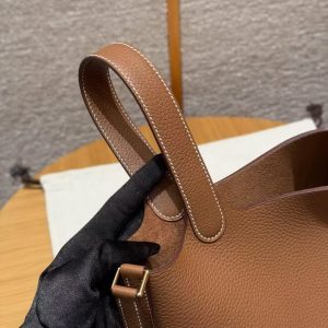 Hermes Picotin Lock 18 CM Bag Handmade In Taurillon Clemence Leather Gold Hardware 37 Gold - Image 5