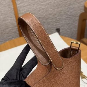 Hermes Picotin Lock 18 CM Bag Handmade In Taurillon Clemence Leather Gold Hardware 37 Gold - Image 4