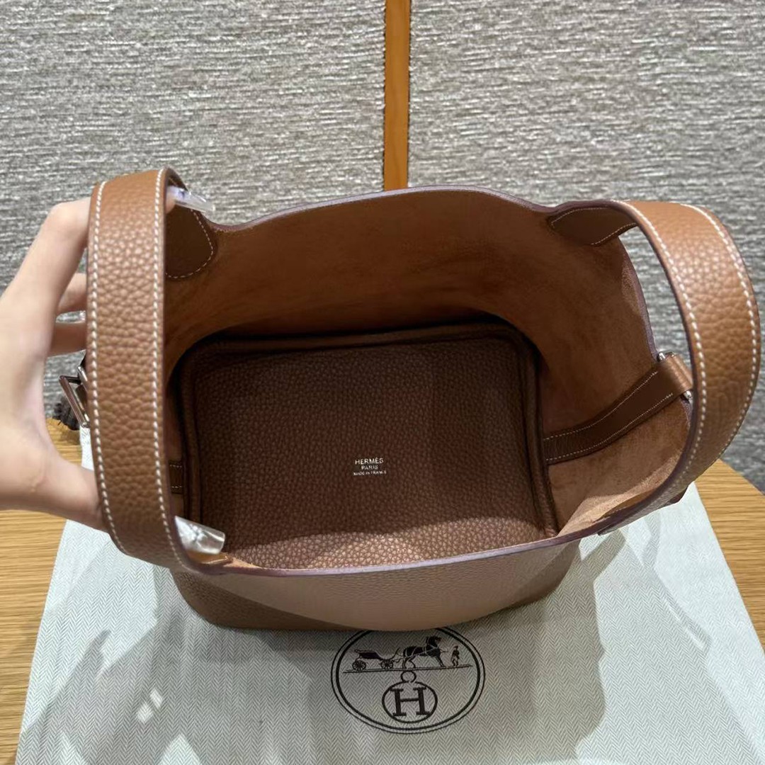 Hermes Picotin Lock 18 CM Bag Handmade In Taurillon Clemence Leather Silver Hardware 37 Gold - Image 13
