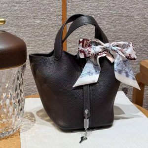 Hermes Picotin Lock 18 CM Bag Handmade In Taurillon Clemence Leather Silver Hardware 46 Ebene - Image 9