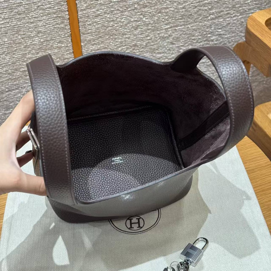 Hermes Picotin Lock 18 CM Bag Handmade In Taurillon Clemence Leather Silver Hardware 47 Chocolate - Image 12