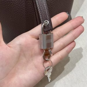 Hermes Picotin Lock 18 CM Bag Handmade In Taurillon Clemence Leather Silver Hardware 47 Chocolate - Image 6