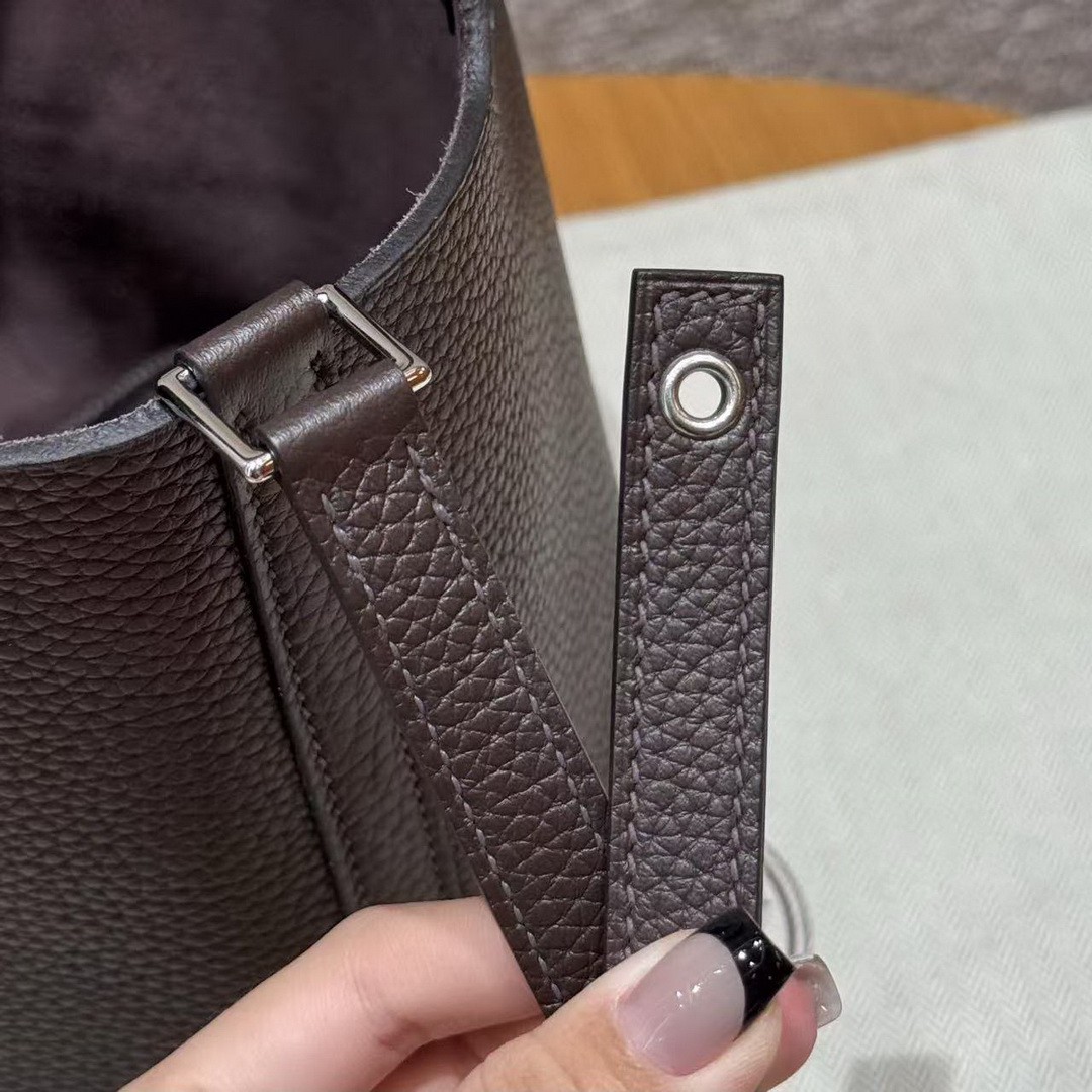 Hermes Picotin Lock 18 CM Bag Handmade In Taurillon Clemence Leather Silver Hardware 47 Chocolate - Image 3
