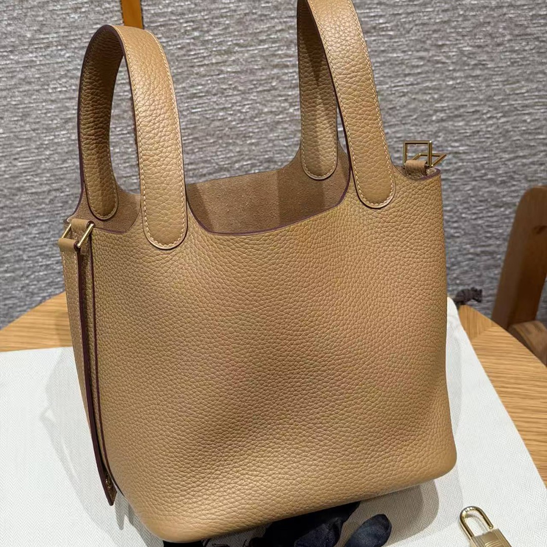 Hermes Picotin Lock 18 CM Bag Handmade In Taurillon Clemence Leather Gold Hardware 4B Biscuit - Image 15