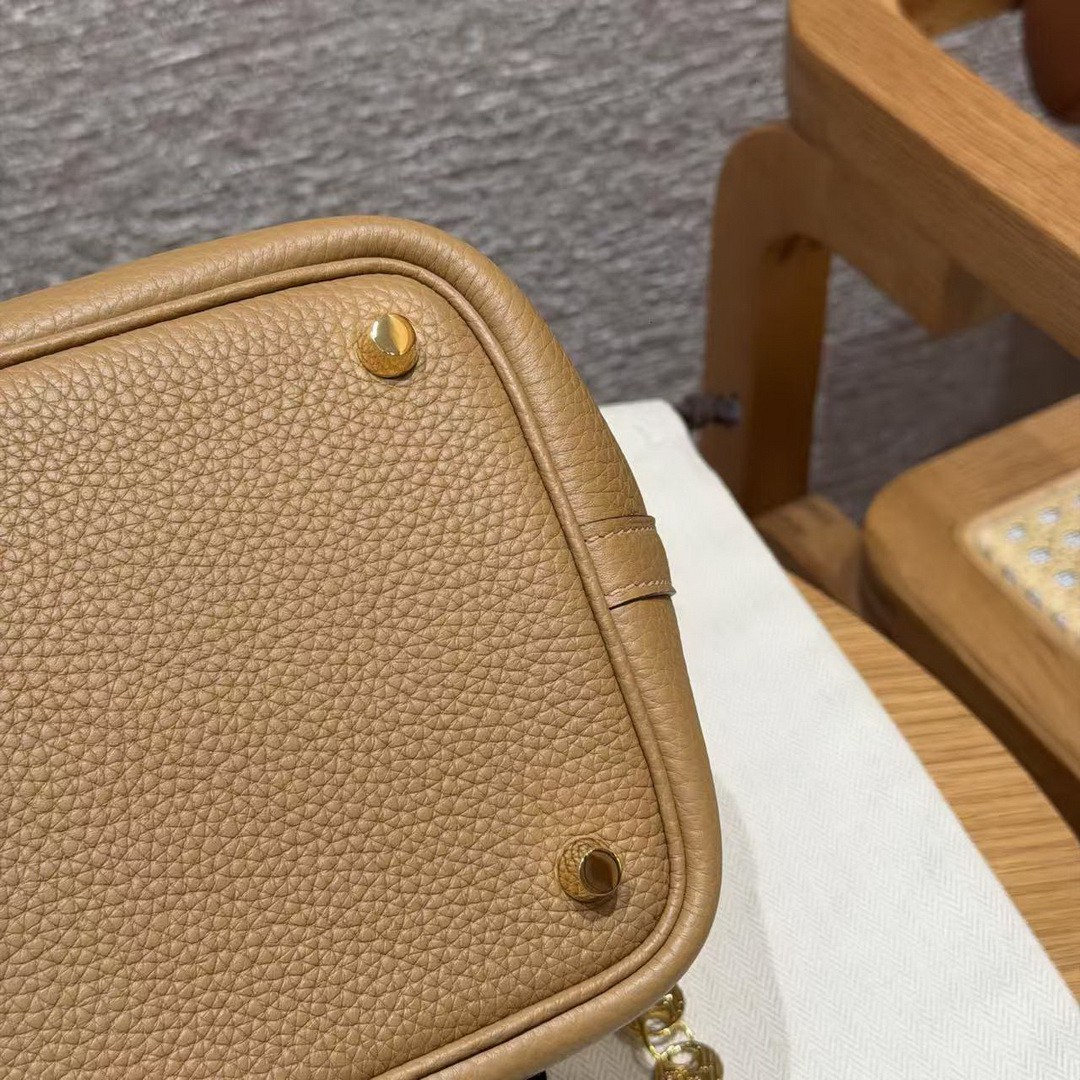 Hermes Picotin Lock 18 CM Bag Handmade In Taurillon Clemence Leather Gold Hardware 4B Biscuit - Image 13