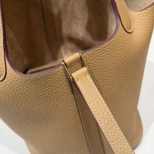 Hermes Picotin Lock 18 CM Bag Handmade In Taurillon Clemence Leather Gold Hardware 4B Biscuit - Image 9