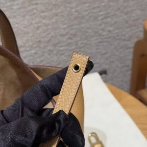 Hermes Picotin Lock 18 CM Bag Handmade In Taurillon Clemence Leather Gold Hardware 4B Biscuit - Image 8