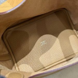 Hermes Picotin Lock 18 CM Bag Handmade In Taurillon Clemence Leather Gold Hardware 4B Biscuit - Image 6