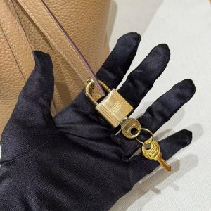 Hermes Picotin Lock 18 CM Bag Handmade In Taurillon Clemence Leather Gold Hardware 4B Biscuit - Image 5