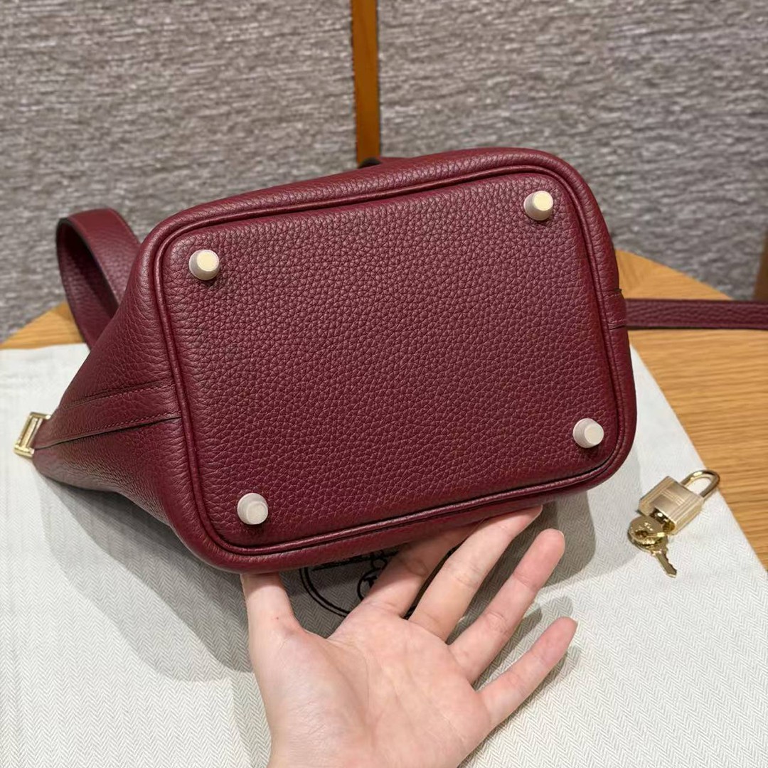 Hermes Picotin Lock 18 CM Bag Handmade In Taurillon Clemence Leather Gold Hardware 55 Rouge H - Image 10