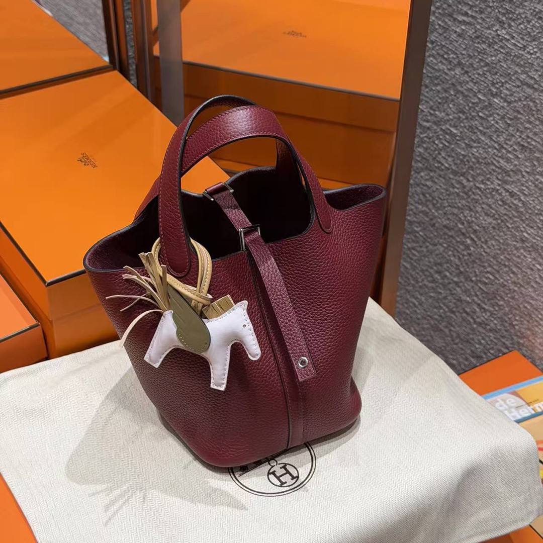 Hermes Picotin Lock 18 CM Bag Handmade In Taurillon Clemence Leather Silver Hardware 55 Rouge H - Image 4