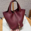 Hermes Picotin Lock 18 CM Bag Handmade In Taurillon Clemence Leather Gold Hardware 57 Bordeaux