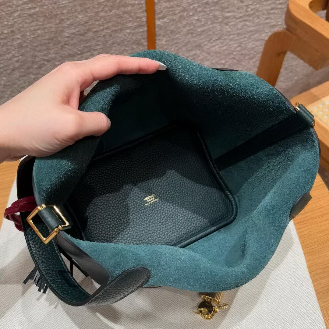 Hermes Picotin Lock 18 CM Bag Handmade In Taurillon Clemence Leather Gold Hardware 67 Vert Fonce - Image 15