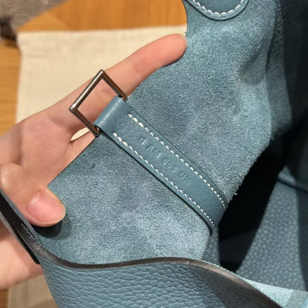 Hermes Picotin Lock 18 CM Bag Handmade In Taurillon Clemence Leather Silver Hardware 75 Blue Jean - Image 14