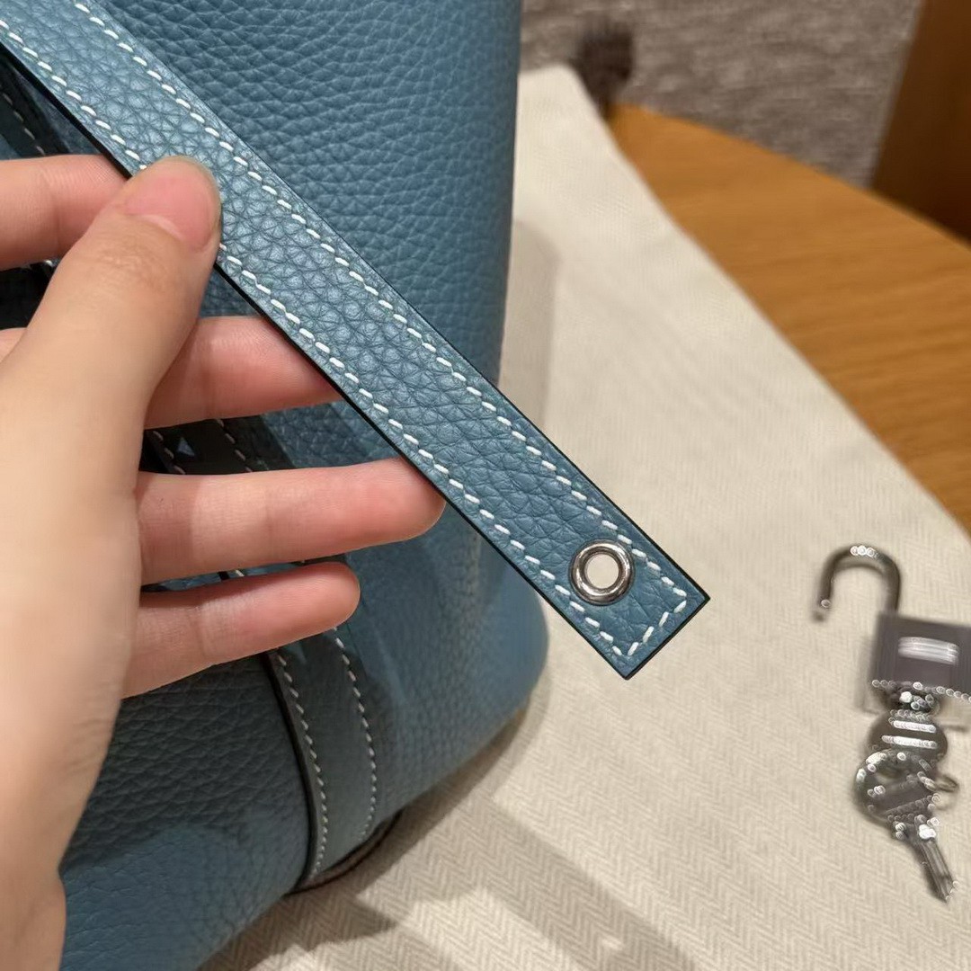 Hermes Picotin Lock 18 CM Bag Handmade In Taurillon Clemence Leather Silver Hardware 75 Blue Jean - Image 9