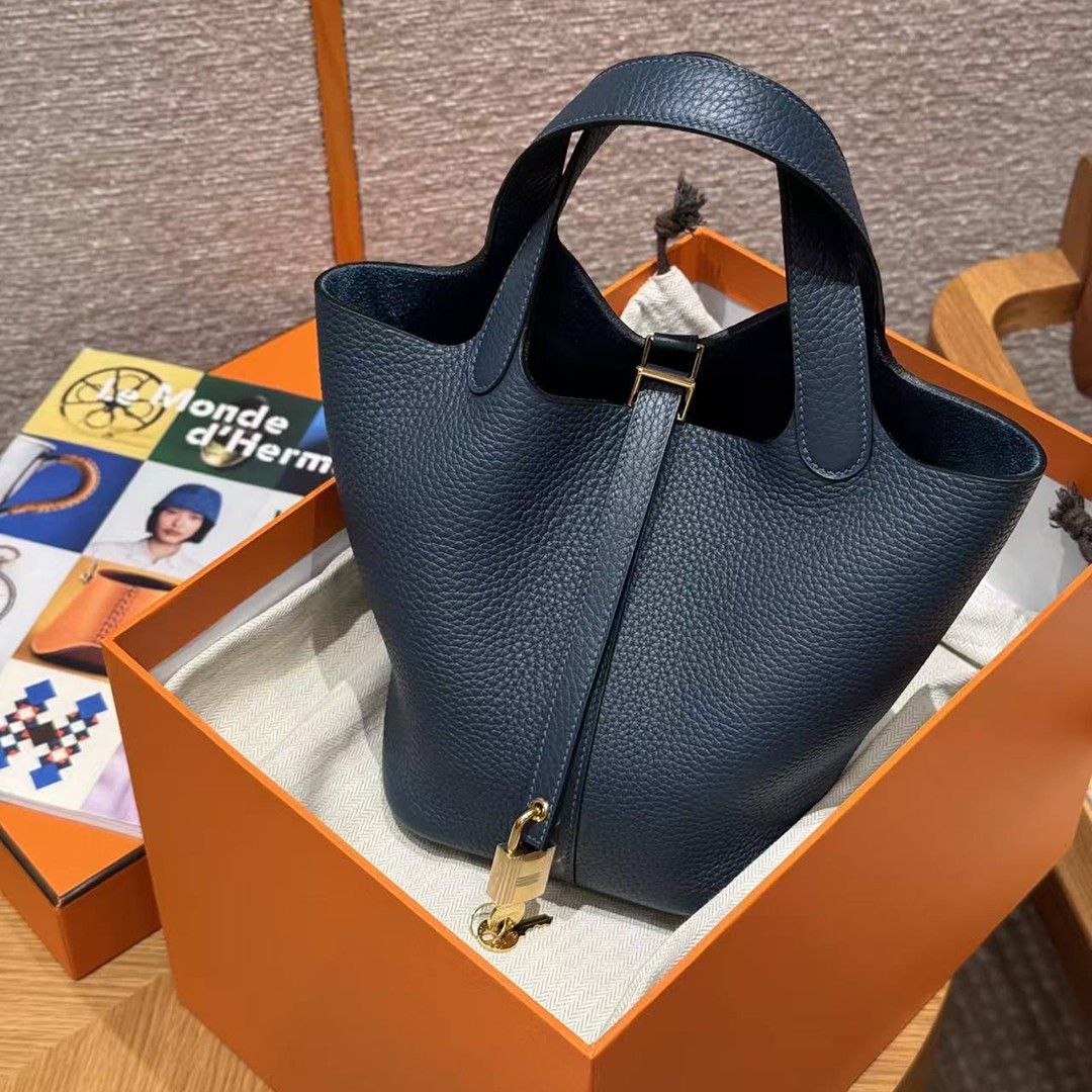 Hermes Picotin Lock 18 CM Bag Handmade In Taurillon Clemence Leather Gold Hardware 7P Blue Presse - Image 3