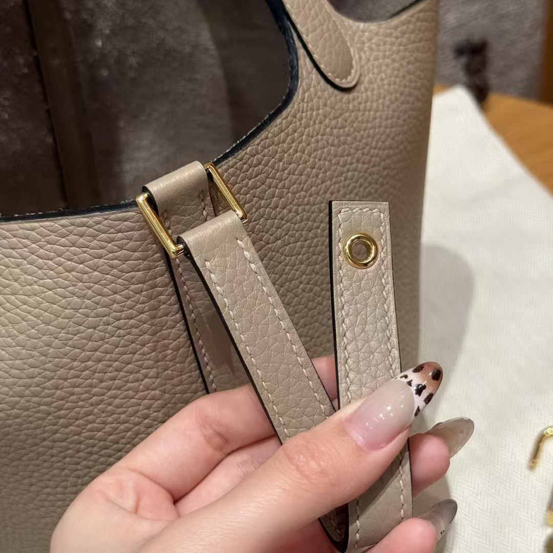 Hermes Picotin Lock 18 CM Bag Handmade In Taurillon Clemence Leather Gold Hardware 81 Gris Tourtlle - Image 12