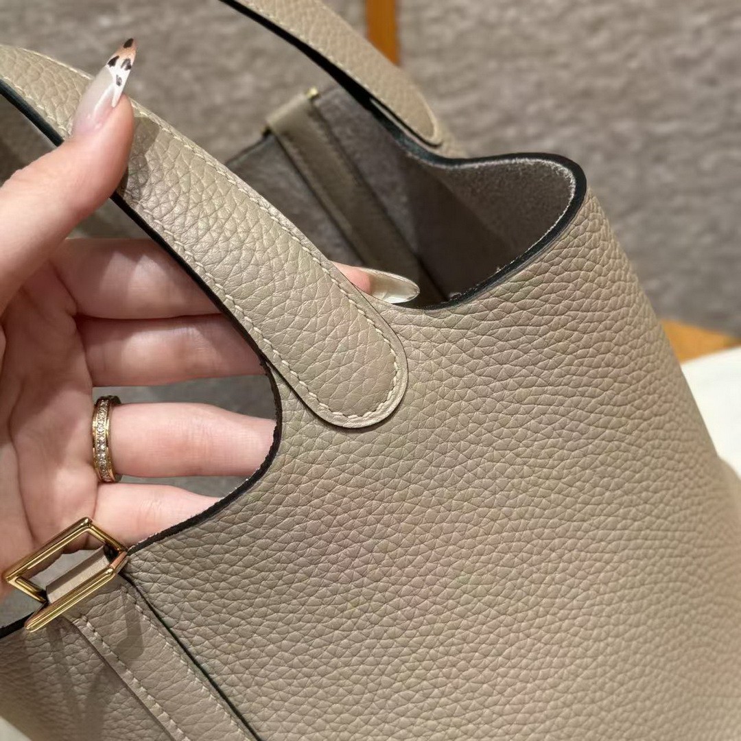 Hermes Picotin Lock 18 CM Bag Handmade In Taurillon Clemence Leather Gold Hardware 81 Gris Tourtlle - Image 5