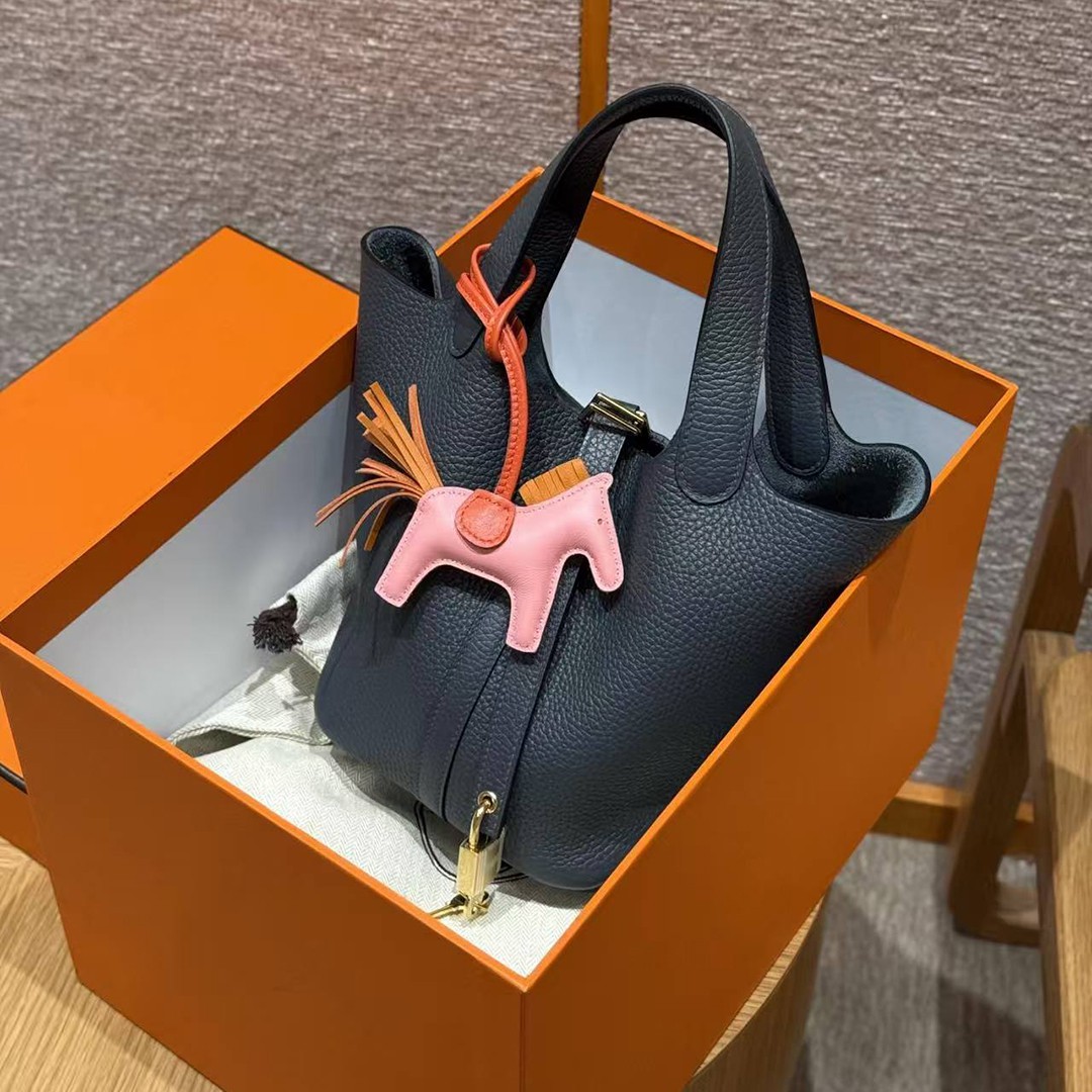 Hermes Picotin Lock 18 CM Bag 85 Ardoise Handmade In Taurillon Clemence Leather Gold Hardware - Image 9