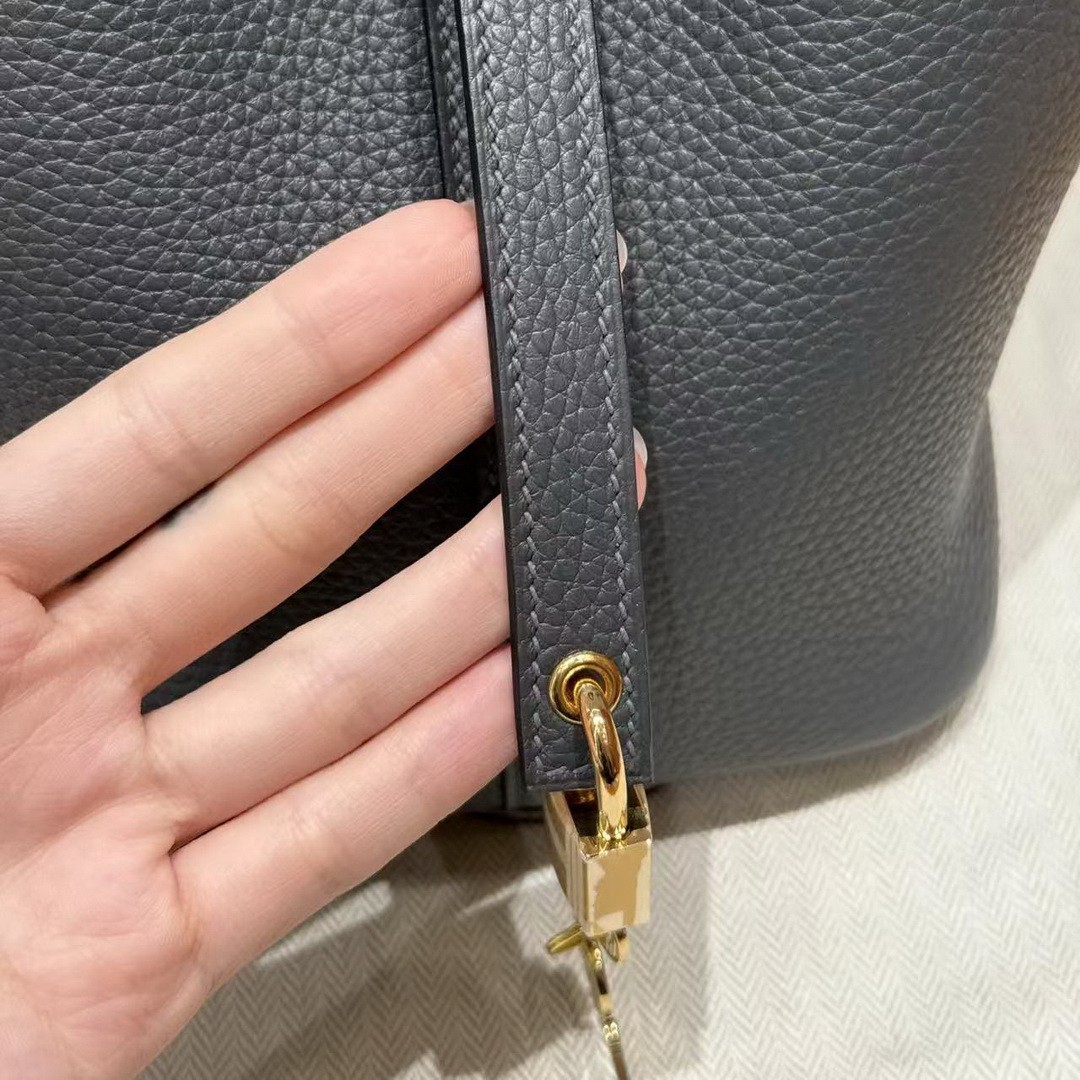 Hermes Picotin Lock 18 CM Bag Handmade In Taurillon Clemence Leather Gold Hardware 88 Graphite - Image 11