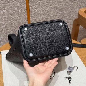 Hermes Picotin Lock 18 CM Bag Handmade In Taurillon Clemence Leather Silver Hardware 89 Noir - Image 15