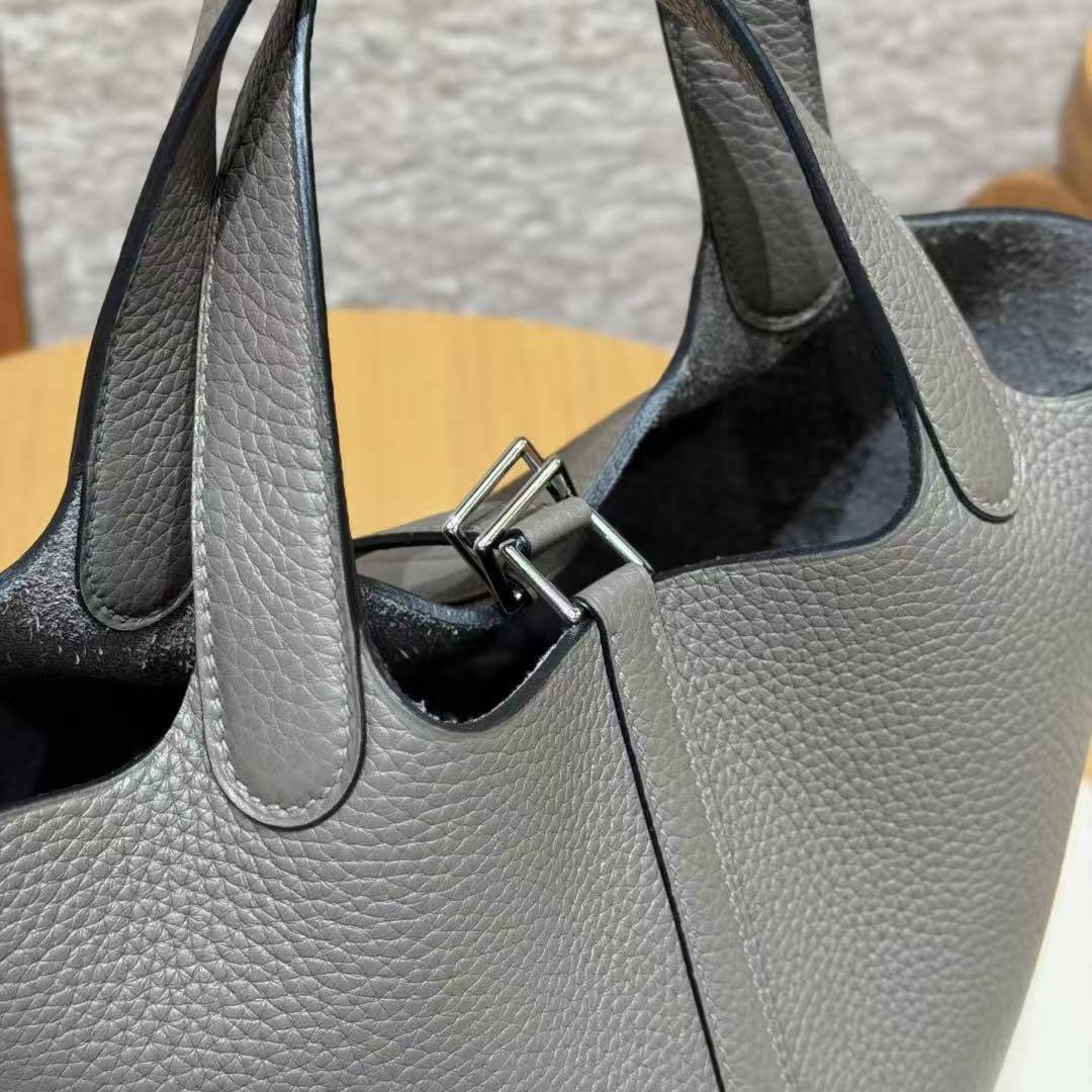 Hermes Picotin Lock 18 CM Bag Handmade In Taurillon Clemence Leather Silver Hardware 8F Etain - Image 10