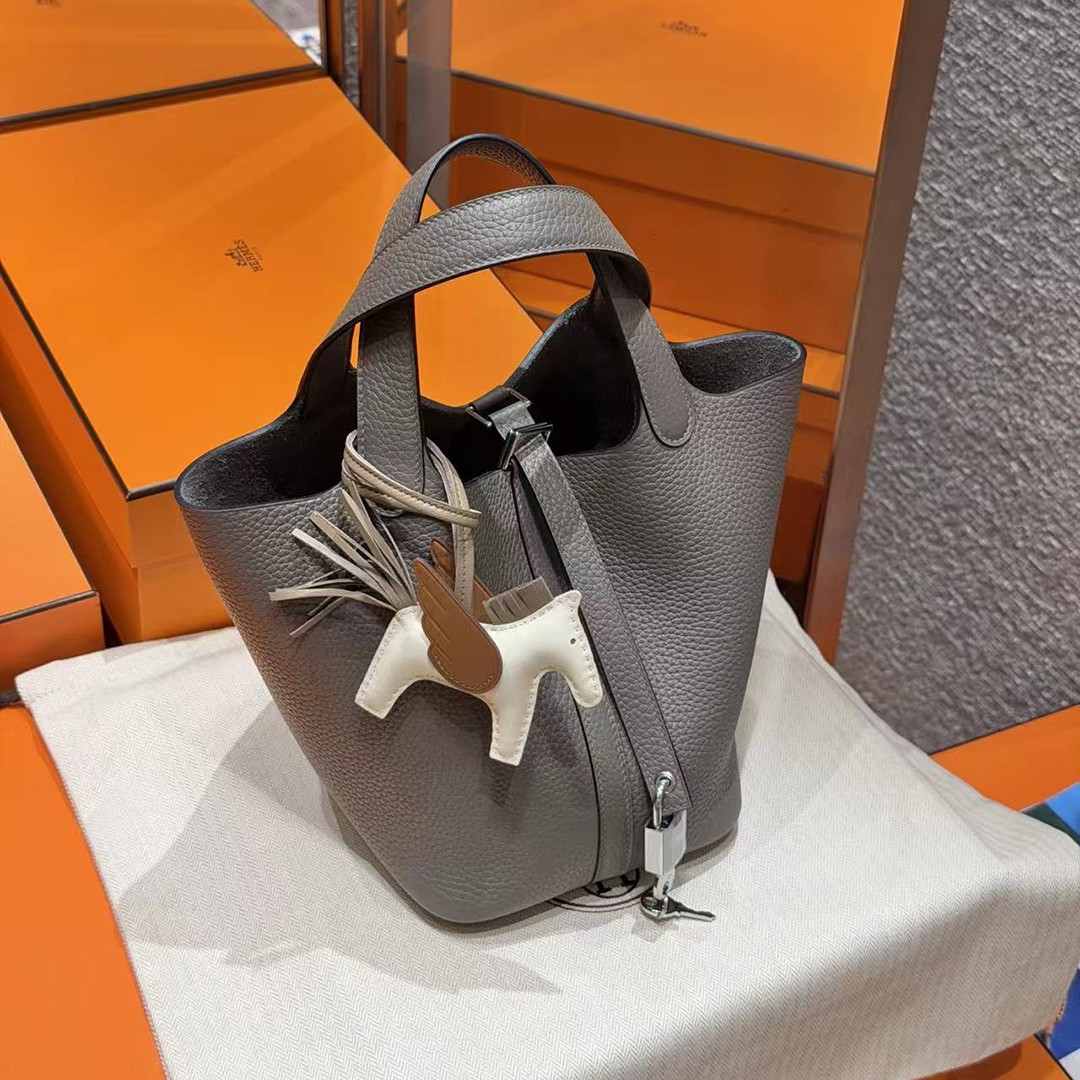 Hermes Picotin Lock 18 CM Bag Handmade In Taurillon Clemence Leather Silver Hardware 8F Etain - Image 3