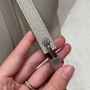 Hermes Picotin Lock 18 CM Bag Handmade In Taurillon Clemence Leather Sliver Hardware 8L Beton - Image 5