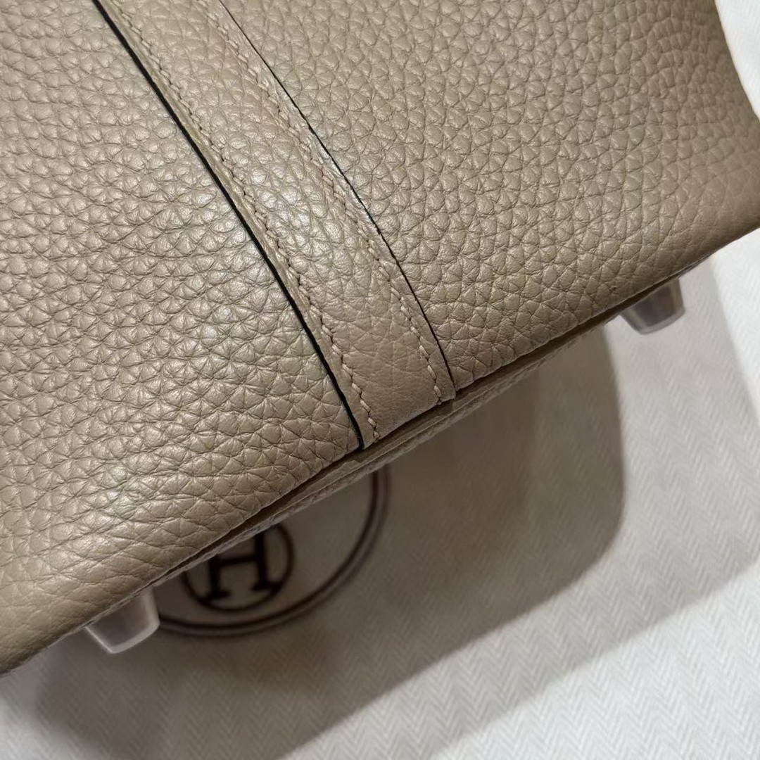 Hermes Picotin Lock 18 CM Bag Handmade In Taurillon Clemence Leather Silver Hardware 8Q Beige Marfa - Image 13