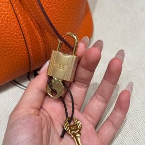 Hermes Picotin Lock 18 CM Bag Handmade In Taurillon Clemence Leather Gold Hardware 93 Orange - Image 4