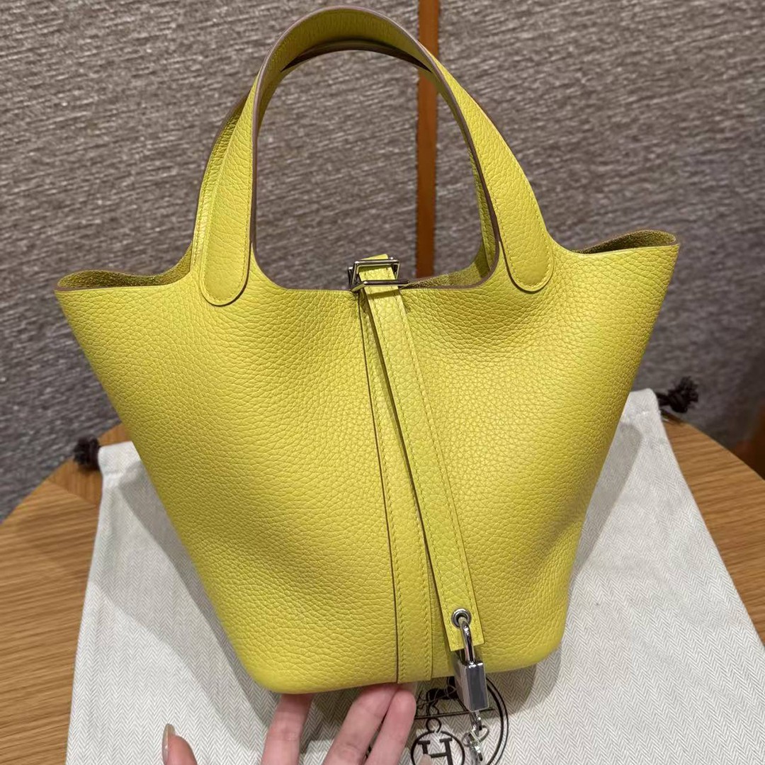 Hermes Picotin Lock 18 CM Bag Handmade In Taurillon Clemence Leather Silver Hardware 9R Lime - Image 2
