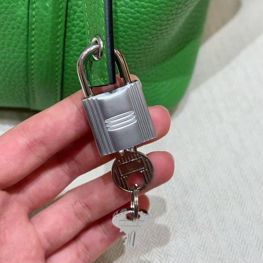 Hermes Picotin Lock 18 CM Bag Handmade In Taurillon Clemence Leather Silver Hardware A8 Vert Yucca - Image 3