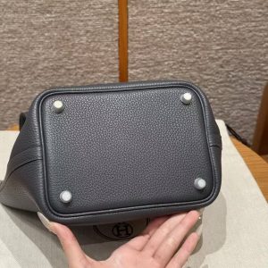 Hermes Picotin Lock 18 CM Bag Handmade In Taurillon Clemence Leather Silver Hardware H0 Girs Misty - Image 14