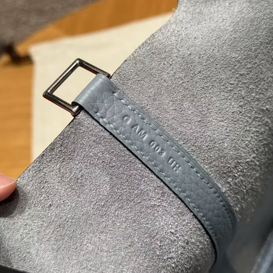 Hermes Picotin Lock 18 CM Bag Handmade In Taurillon Clemence Leather Silver Hardware J7 Blue Lin - Image 11