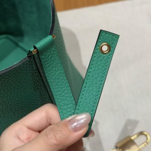 Hermes Picotin Lock 18 CM Bag Handmade In Taurillon Clemence Leather Gold Hardware O6 Vert Jade - Image 3