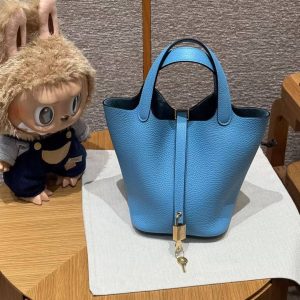 Hermes Picotin Lock 18 CM Bag Handmade In Taurillon Clemence Leather Gold Hardware P3 Bleu De Nord - Image 11