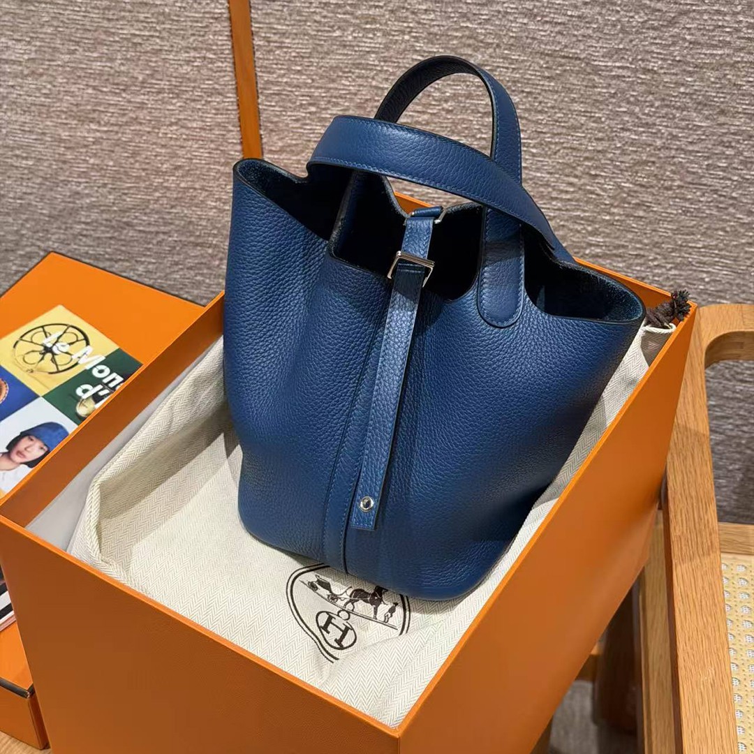 Hermes Picotin Lock 18 CM Bag Handmade In Taurillon Clemence Leather Silver Hardware P5 Blue Tie - Image 6