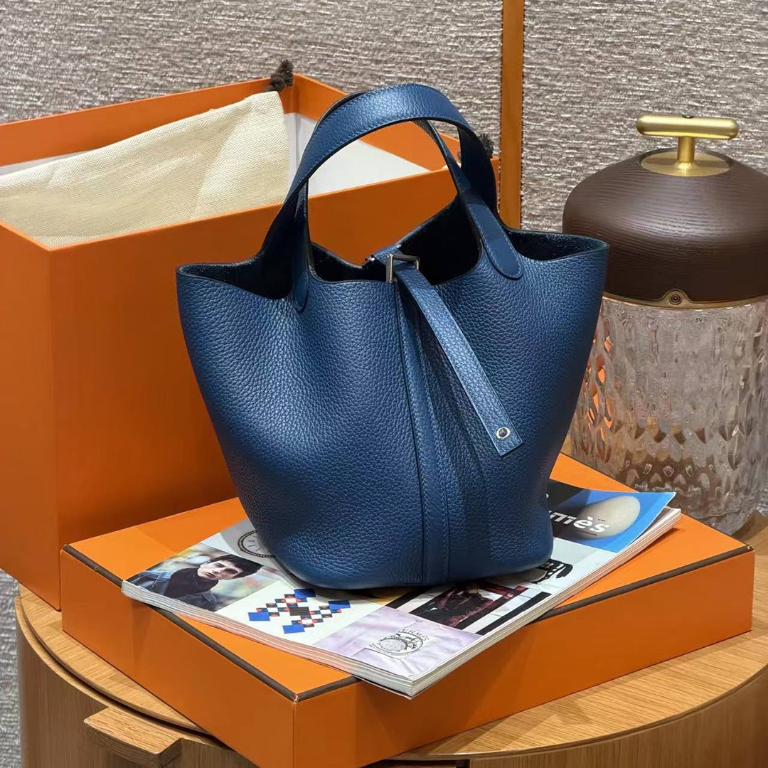 Hermes Picotin Lock 18 CM Bag Handmade In Taurillon Clemence Leather Silver Hardware P5 Blue Tie - Image 4