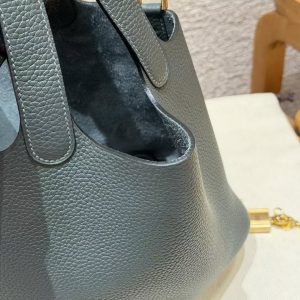 Hermes Picotin Lock 18 CM Bag Handmade In Taurillon Clemence Leather Gold Hardware Q0 Vert Mangrove - Image 12