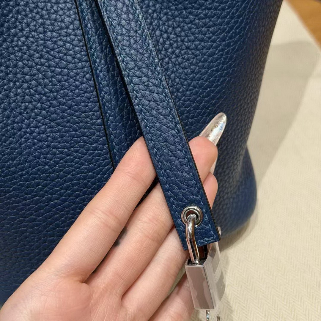 Hermes Picotin Lock 18 CM Bag Handmade In Taurillon Clemence Leather Silver Hardware S4 Deep Blue - Image 10