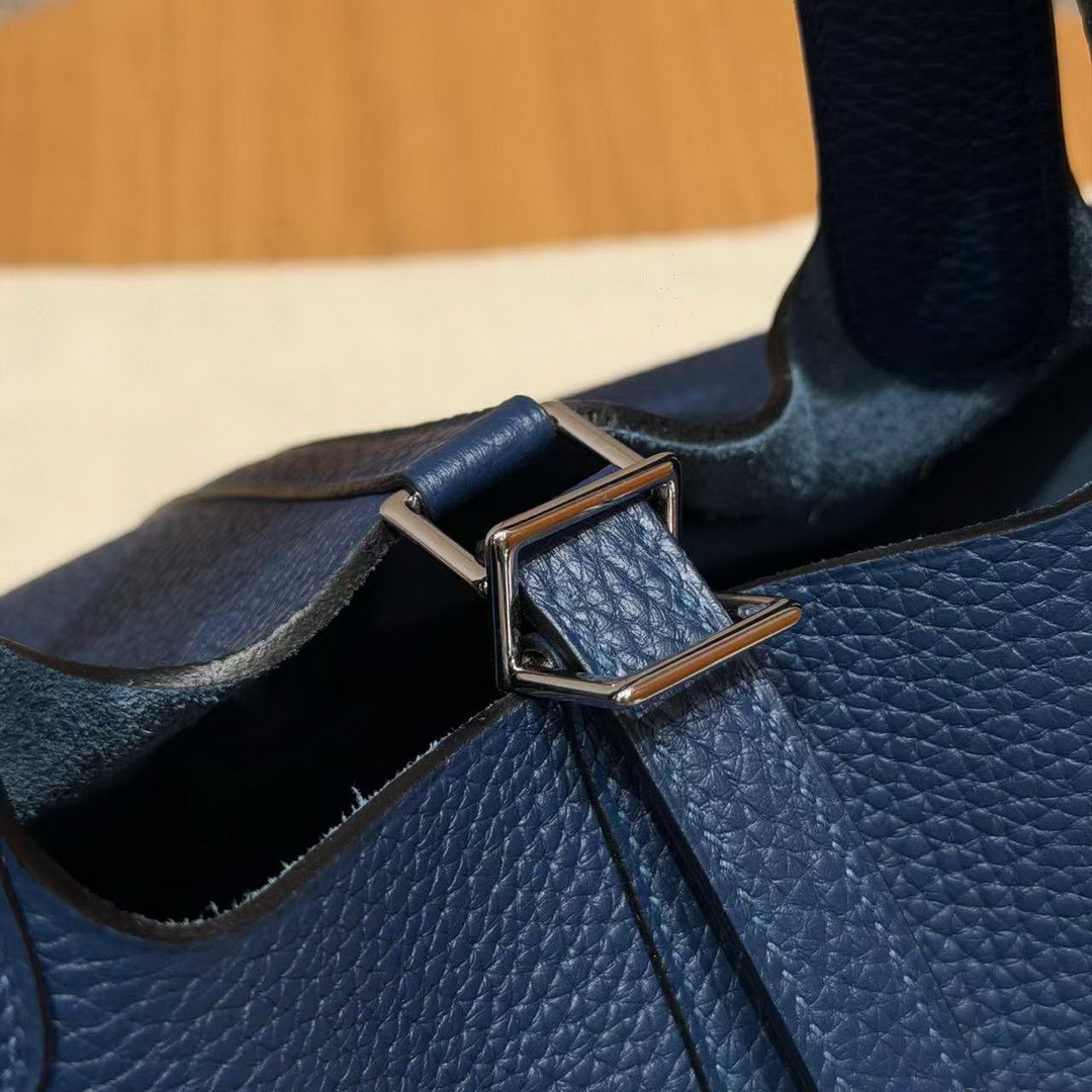 Hermes Picotin Lock 18 CM Bag Handmade In Taurillon Clemence Leather Silver Hardware S4 Deep Blue - Image 6