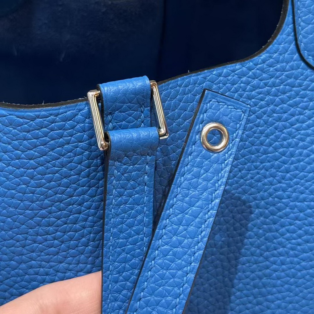 Hermes Picotin Lock 18 CM Bag T7 Blue Hydra Handmade In Taurillon Clemence Leather Silver Hardware - Image 13