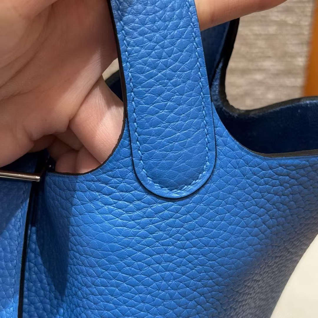 Hermes Picotin Lock 18 CM Bag T7 Blue Hydra Handmade In Taurillon Clemence Leather Silver Hardware - Image 10