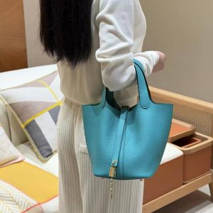 Hermes Picotin Lock 18 CM Bag Handmade In Taurillon Clemence Leather Gold Hardware U1 Vert Verone - Image 4