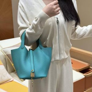 Hermes Picotin Lock 18 CM Bag Handmade In Taurillon Clemence Leather Gold Hardware U1 Vert Verone - Image 3