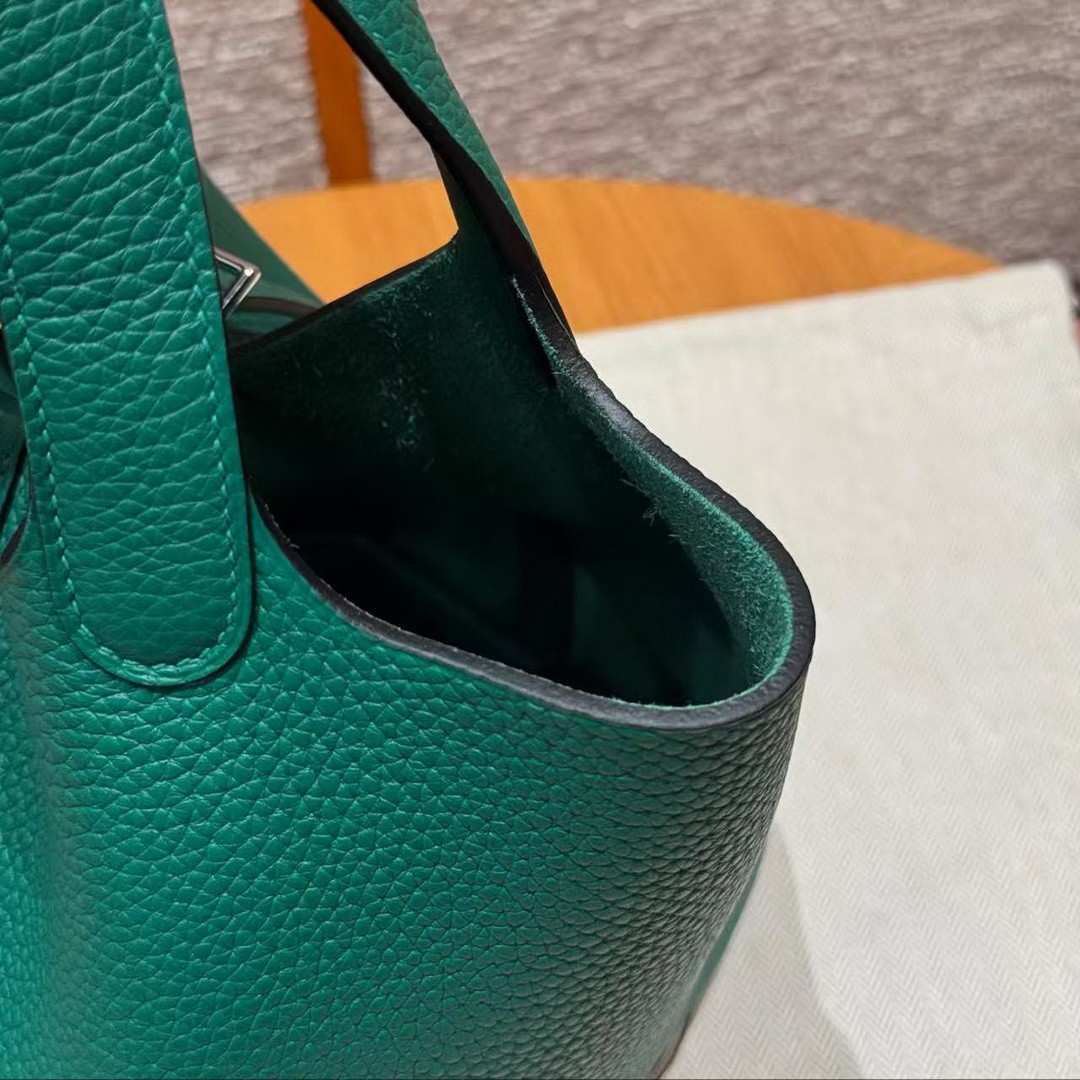 Hermes Picotin Lock 18 CM Bag Handmade In Taurillon Clemence Leather Silver Hardware U4 Vert Vertigo - Image 10