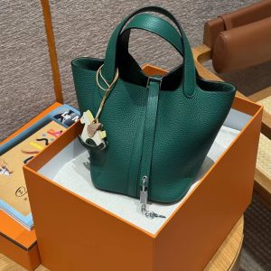 Hermes Picotin Lock 18 CM Bag Handmade In Taurillon Clemence Leather Silver Hardware U4 Vert Vertigo - Image 9